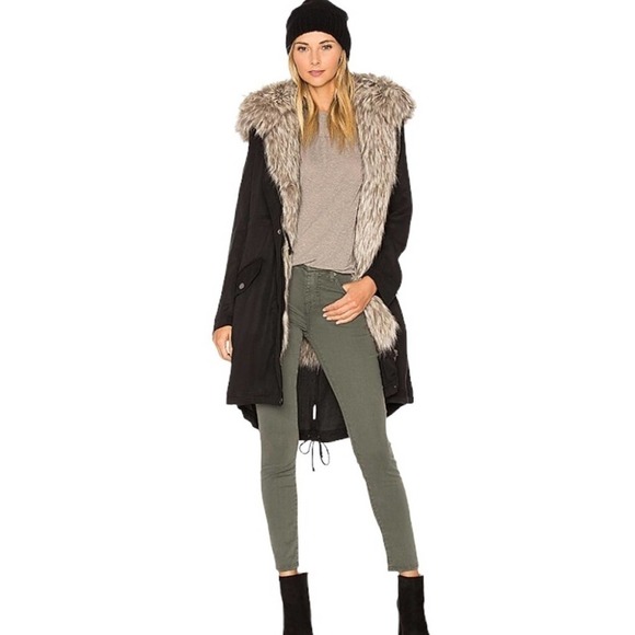 Cupcakes and Cashmere Augusta Jacket with Faux Fur Black NWT - Picture 1 of 12